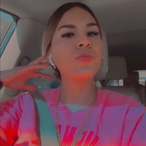 Meet your Posher, Basilia